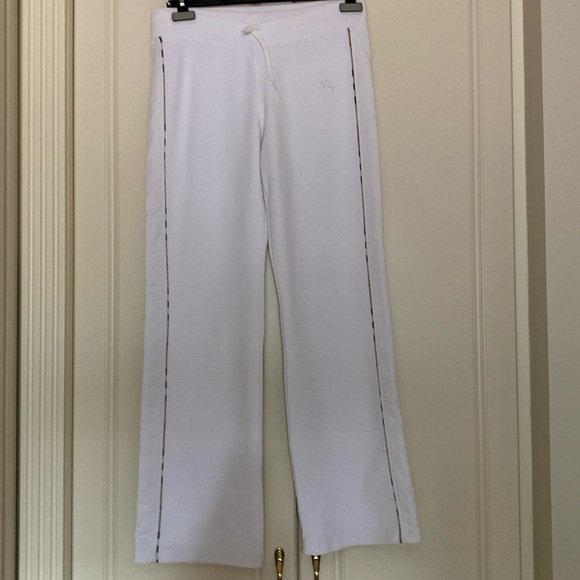 VINTAGE WOMEN’S AUTHENTIC BURBERRY WHITE TRACKSUIT PANTS SIZE L . - Picture 1 of 13